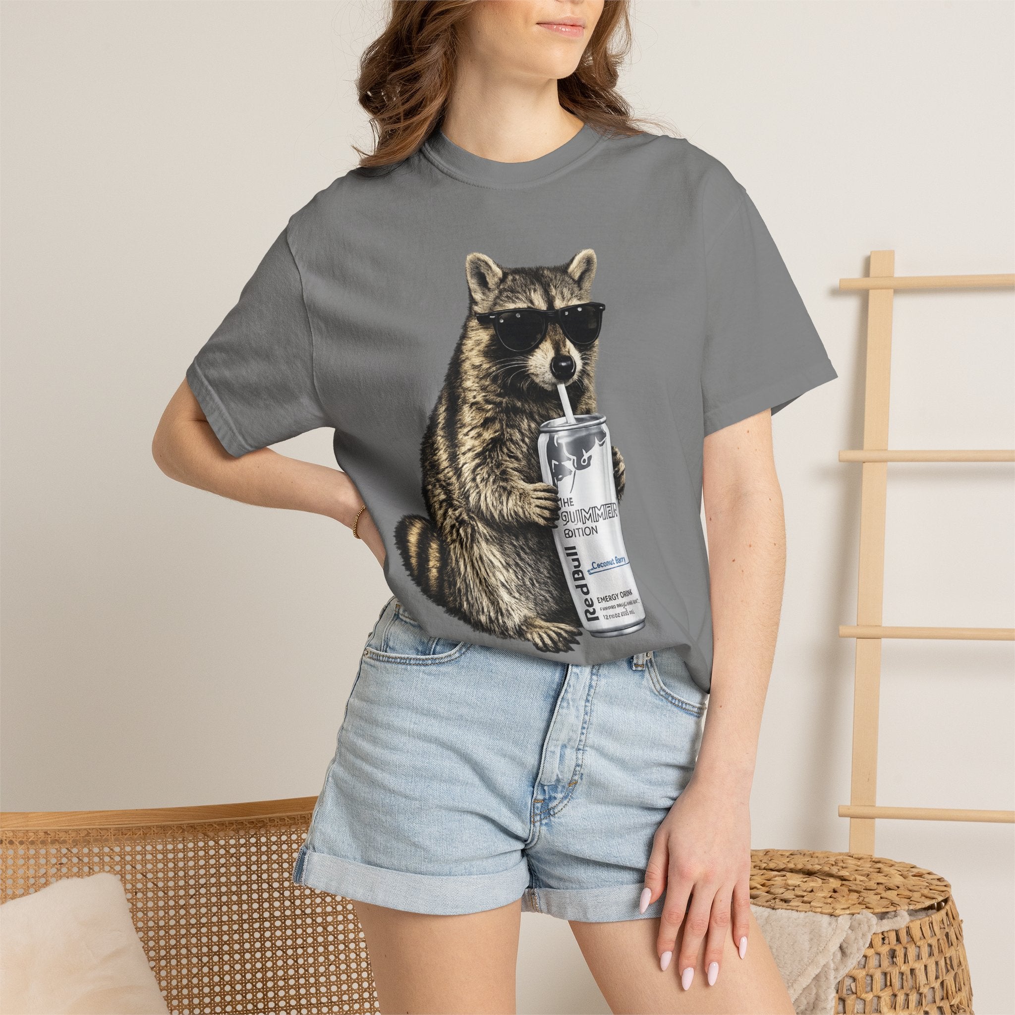 T-Shirt - Graphic Tee