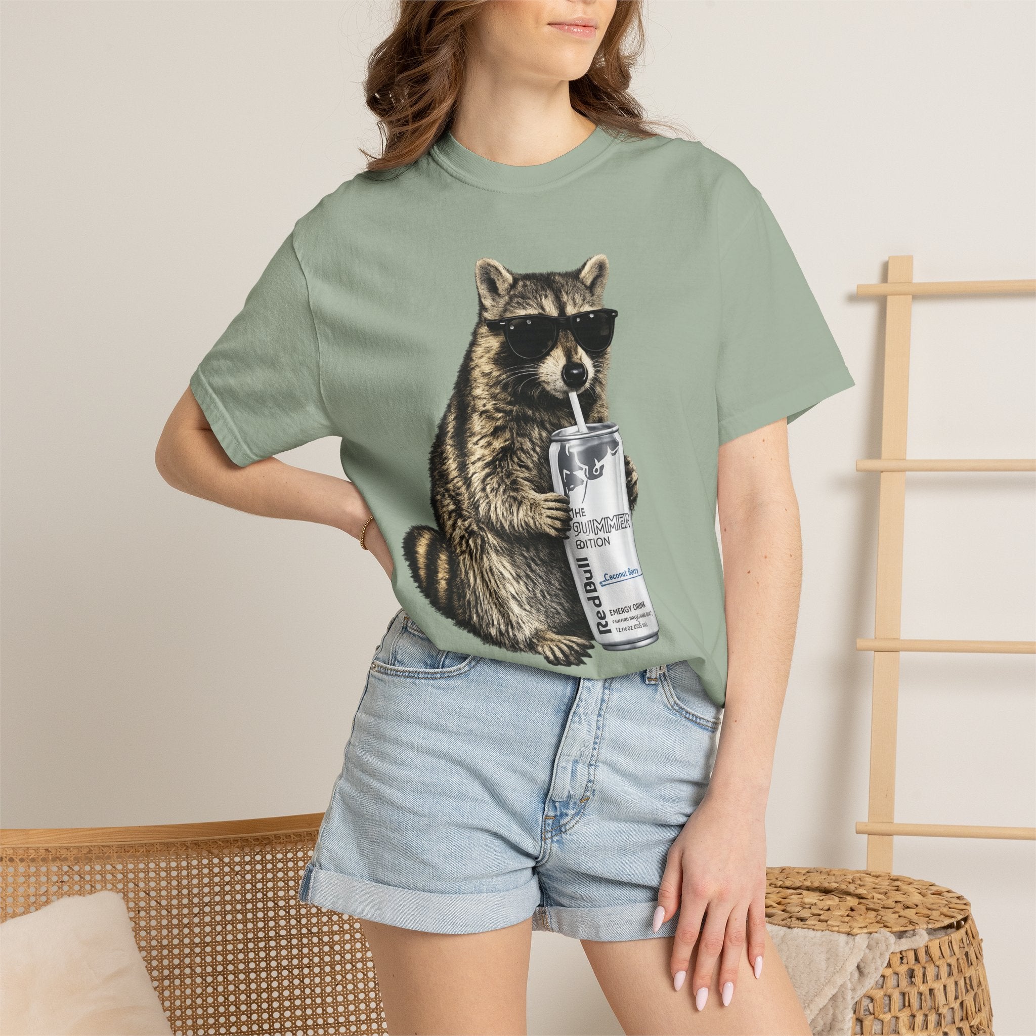 T-Shirt - Graphic Tee